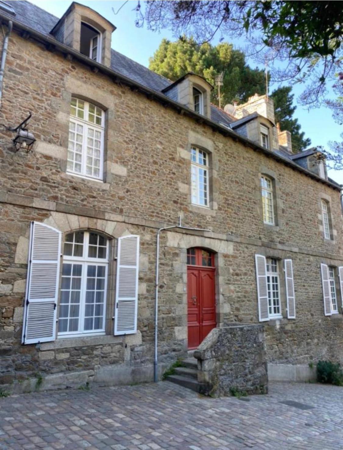 Ferienwohnung La Vue Des Remparts Dinan Exterior foto